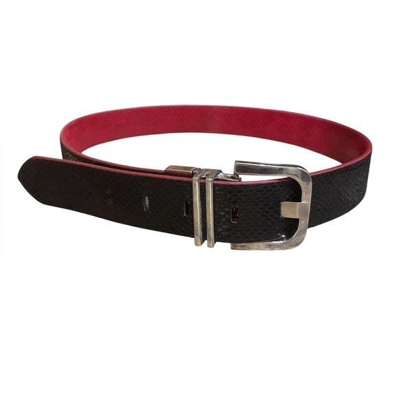 White House Black Market red & black reversible belt size Small - Picture 3 of 7